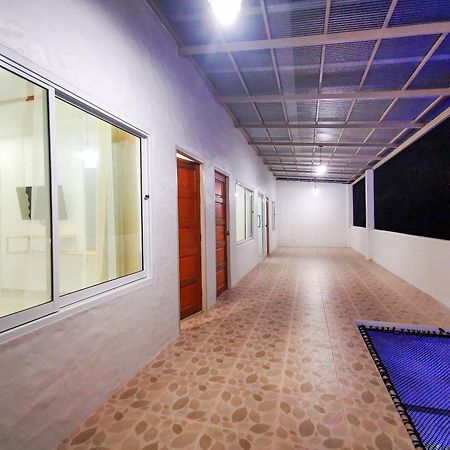 Villa Thepprasit Cosy Jomtien Exterior foto