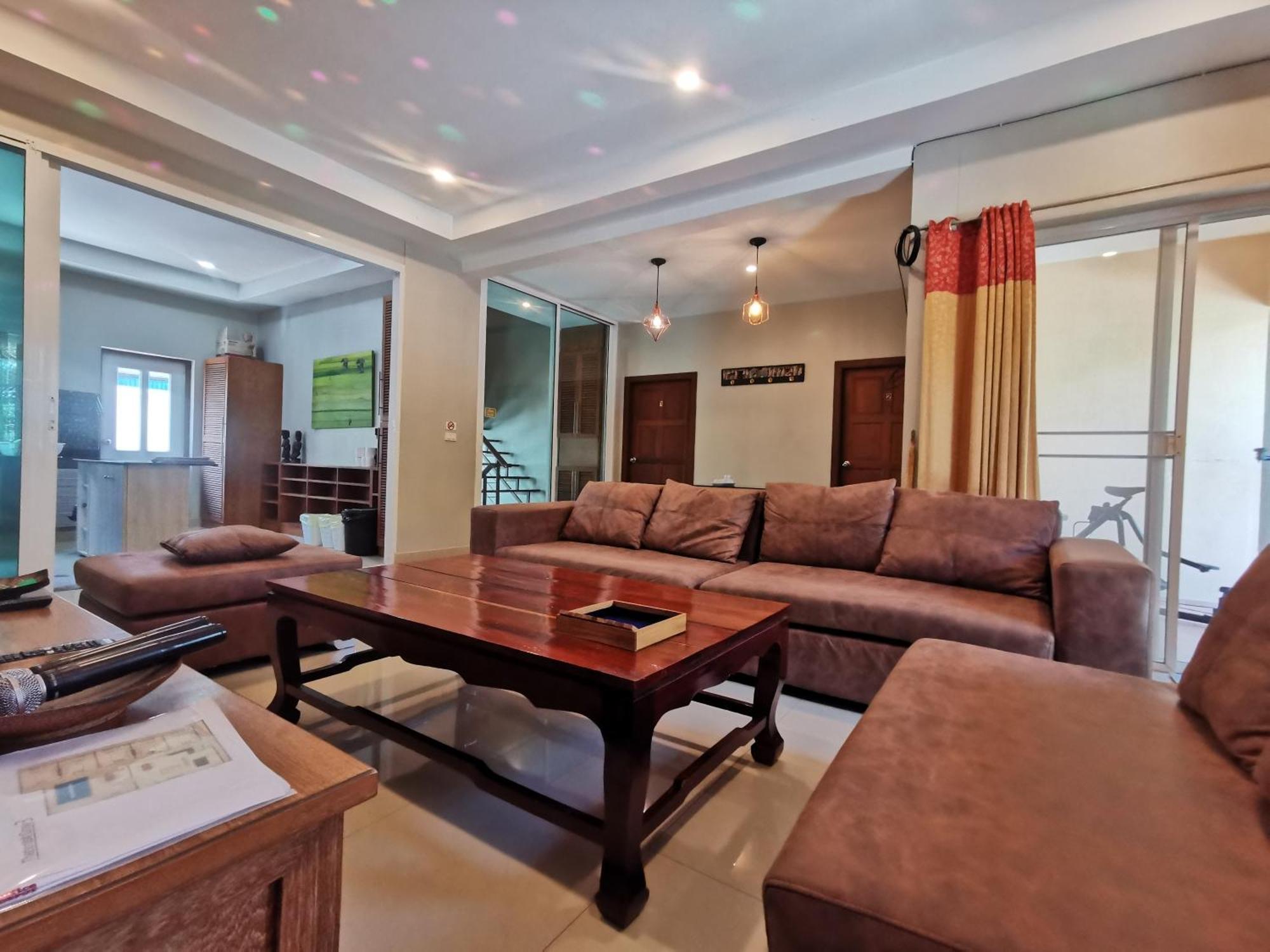 Villa Thepprasit Cosy Jomtien Exterior foto